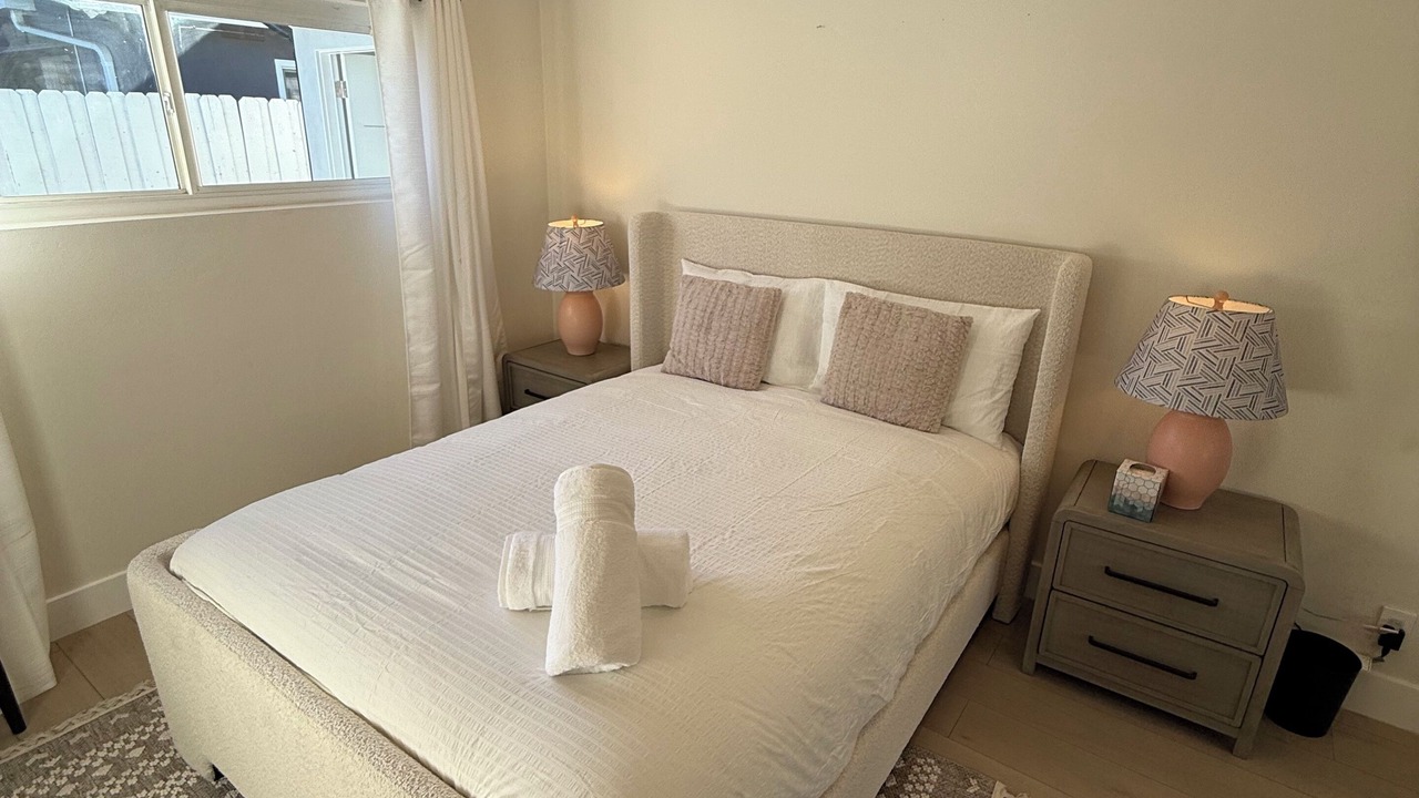 Photo of Bedroom in Reseda