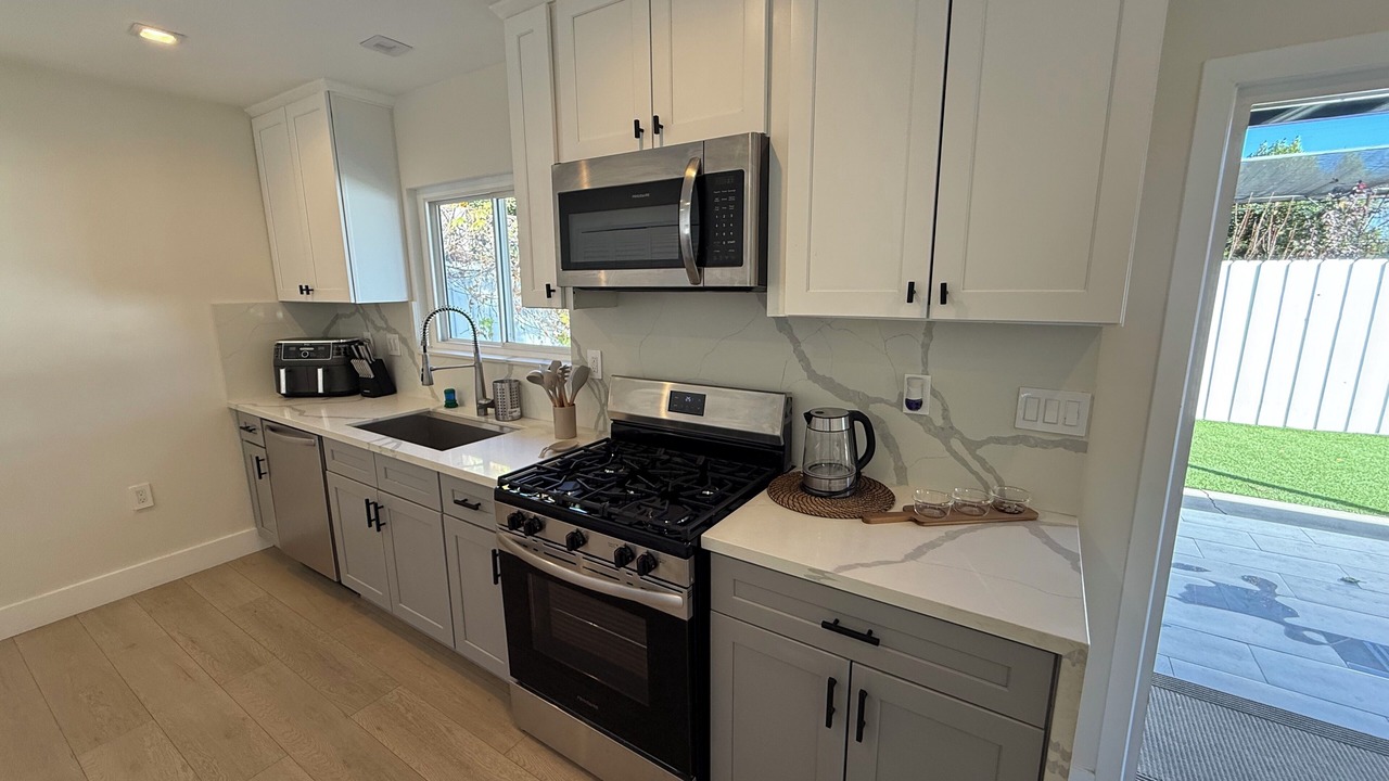 Photo of Kitchen in Reseda