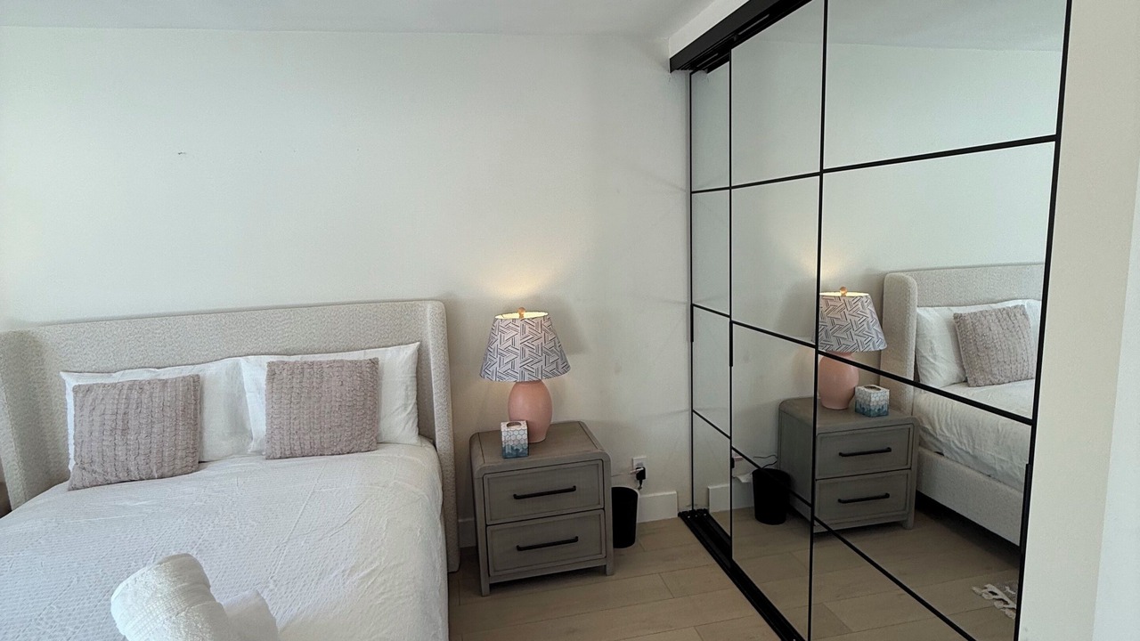 Photo of Bedroom in Reseda