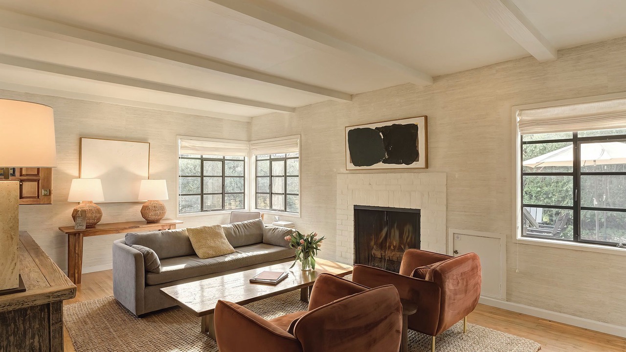 Photo of Livingroom in Southeast Carmel