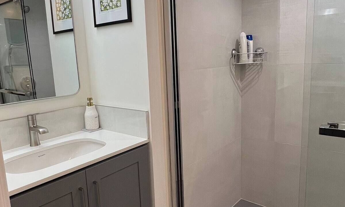 Photo of Bathroom in Sunset District