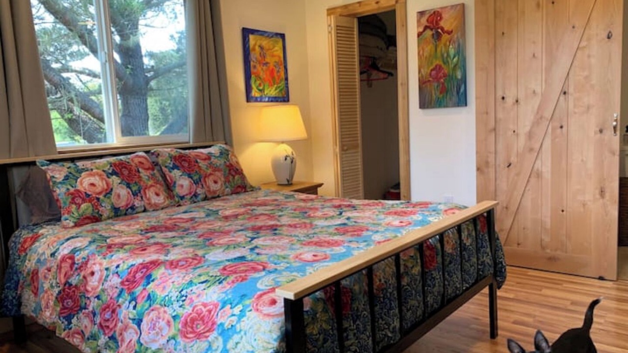 Photo of Bedroom in Fort Bragg