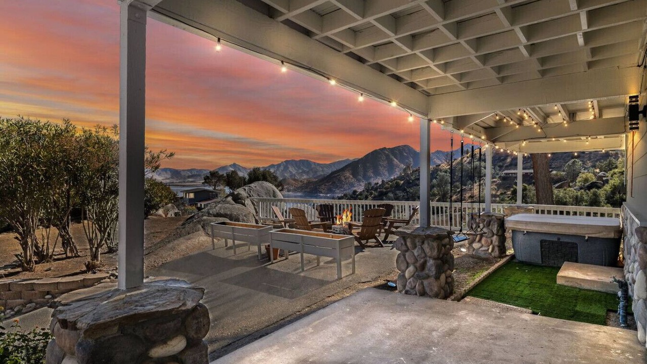 Photo of Patio Balcony in Wofford Heights