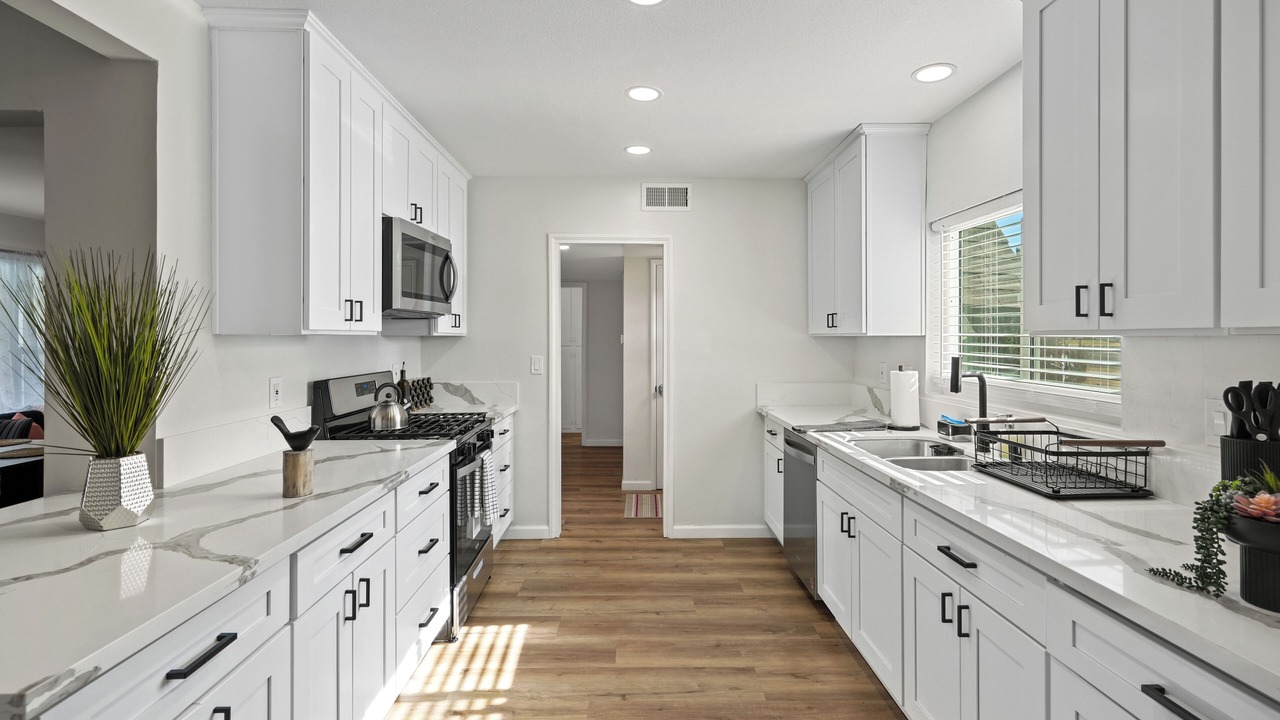 Photo of Kitchen in East Hemet