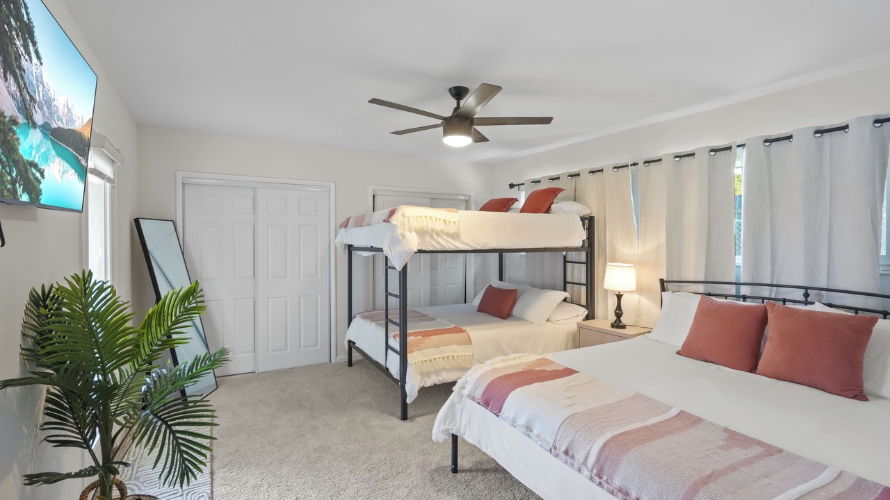 Photo of Bedroom in East Hemet