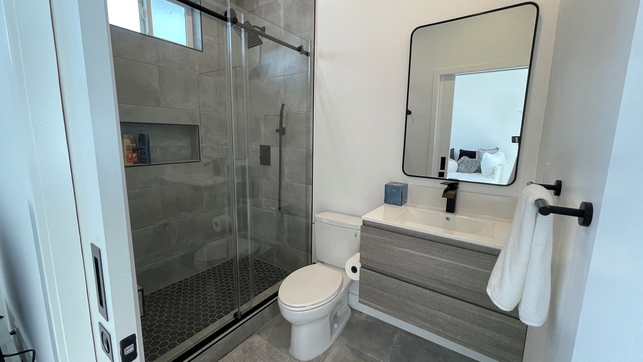Photo of Bathroom in Valley Glen