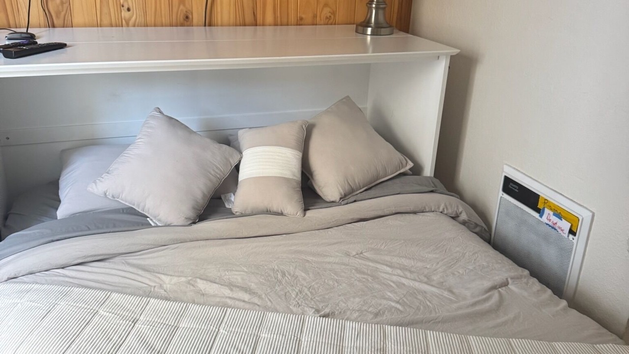 Photo of Bedroom in Mission Beach
