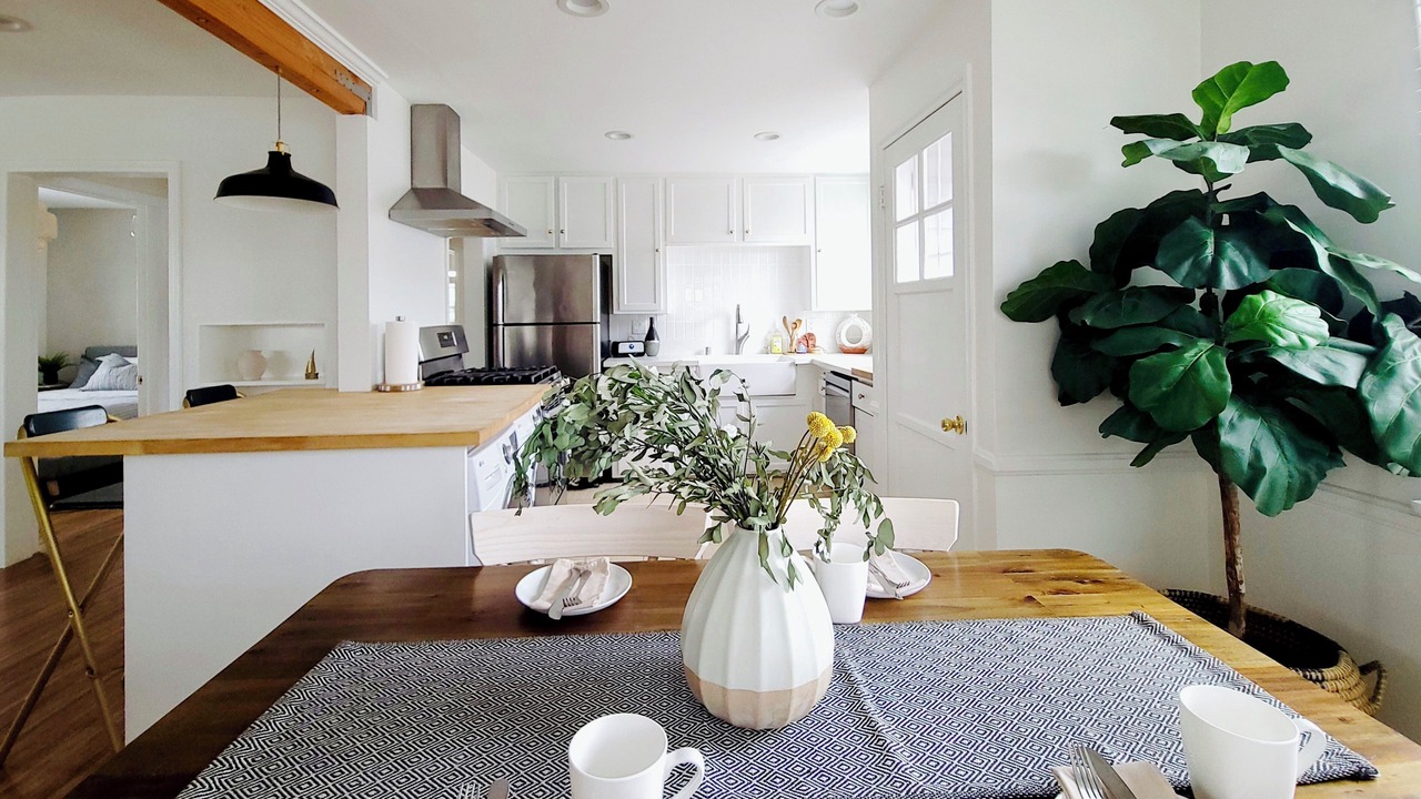 Photo of Kitchen in Harbor Gateway South