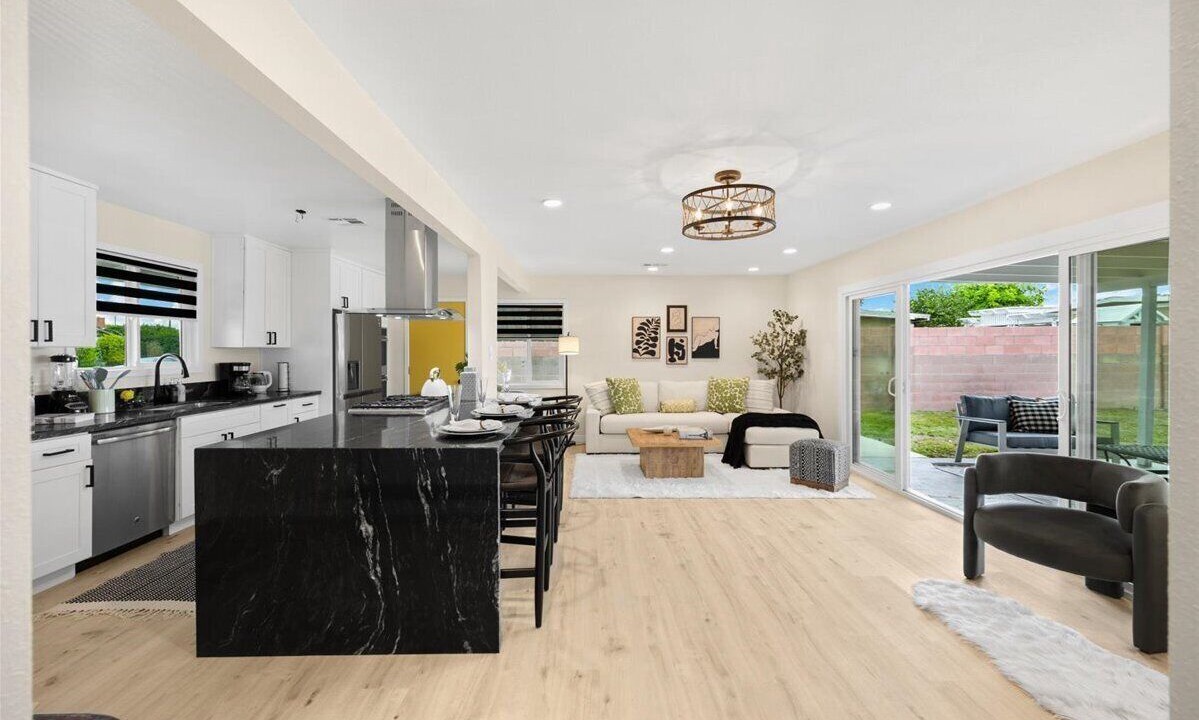 Photo of Livingroom in Southwest Anaheim
