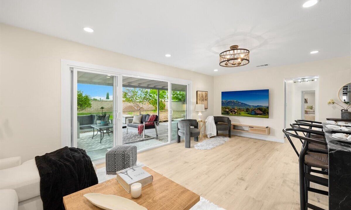 Photo of Livingroom in Southwest Anaheim