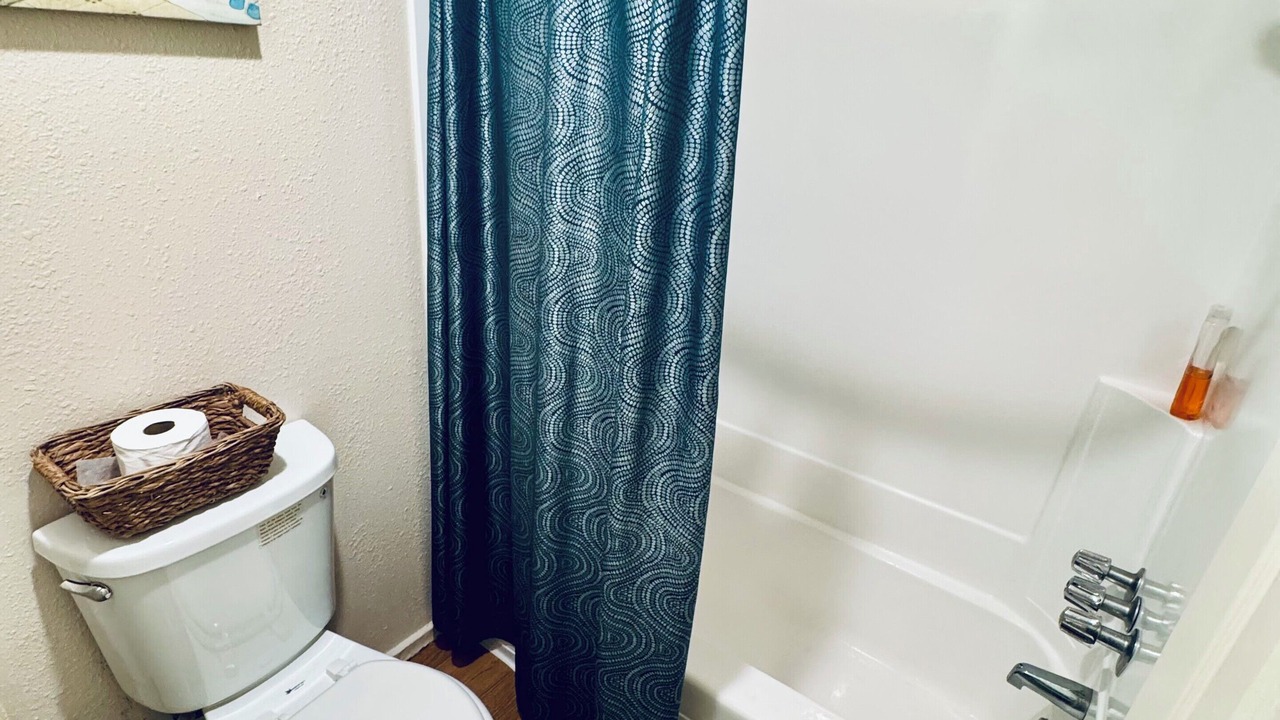Photo of Bathroom in Marina Peninsula