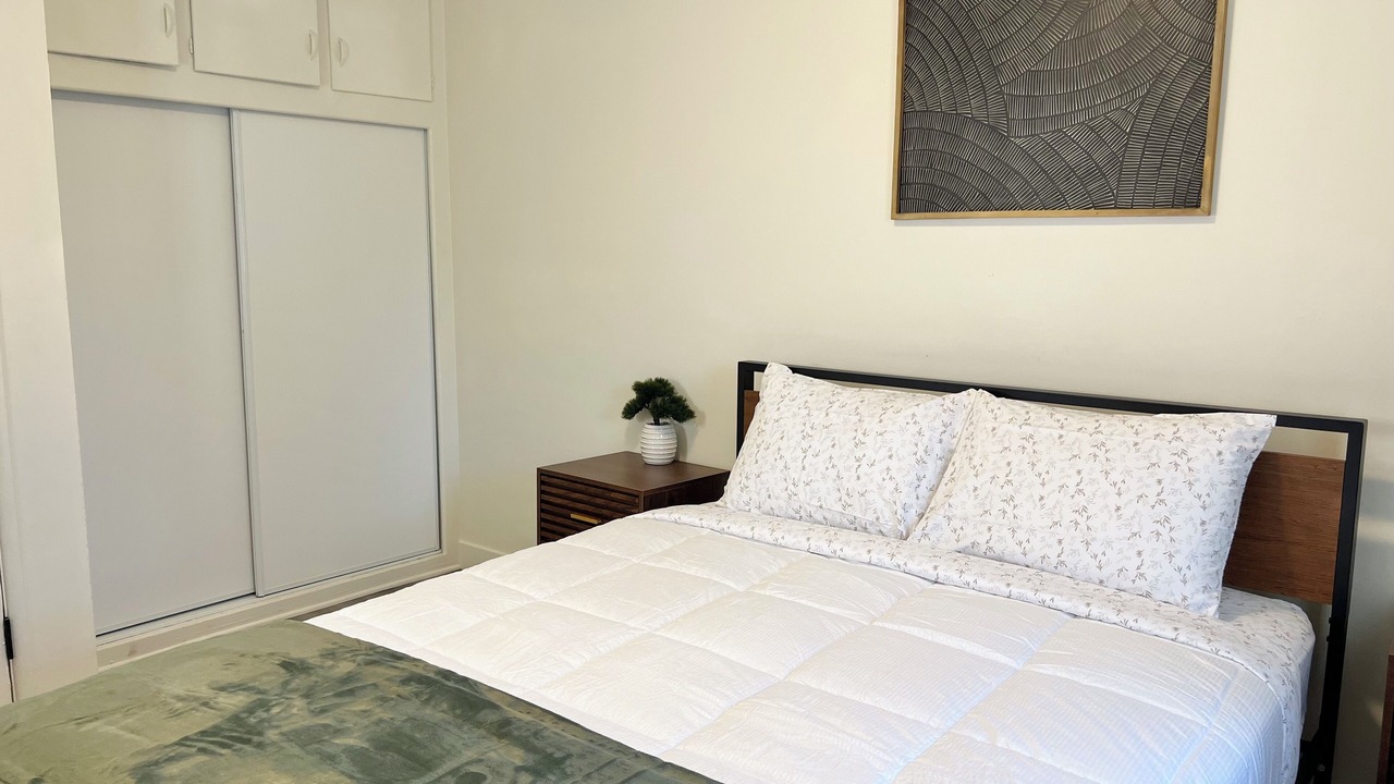 Photo of Bedroom in Pacific - Edison