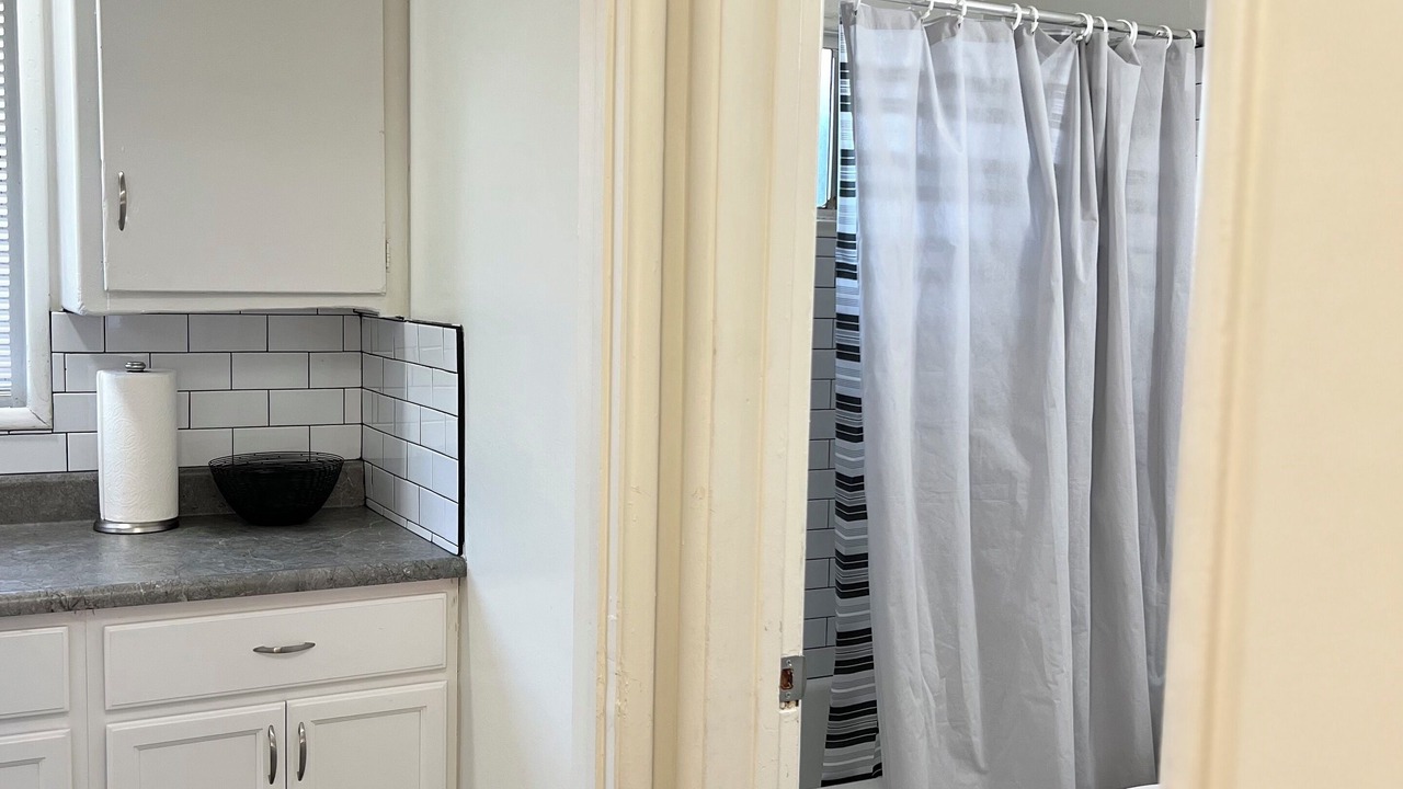 Photo of Bathroom in Pacific - Edison