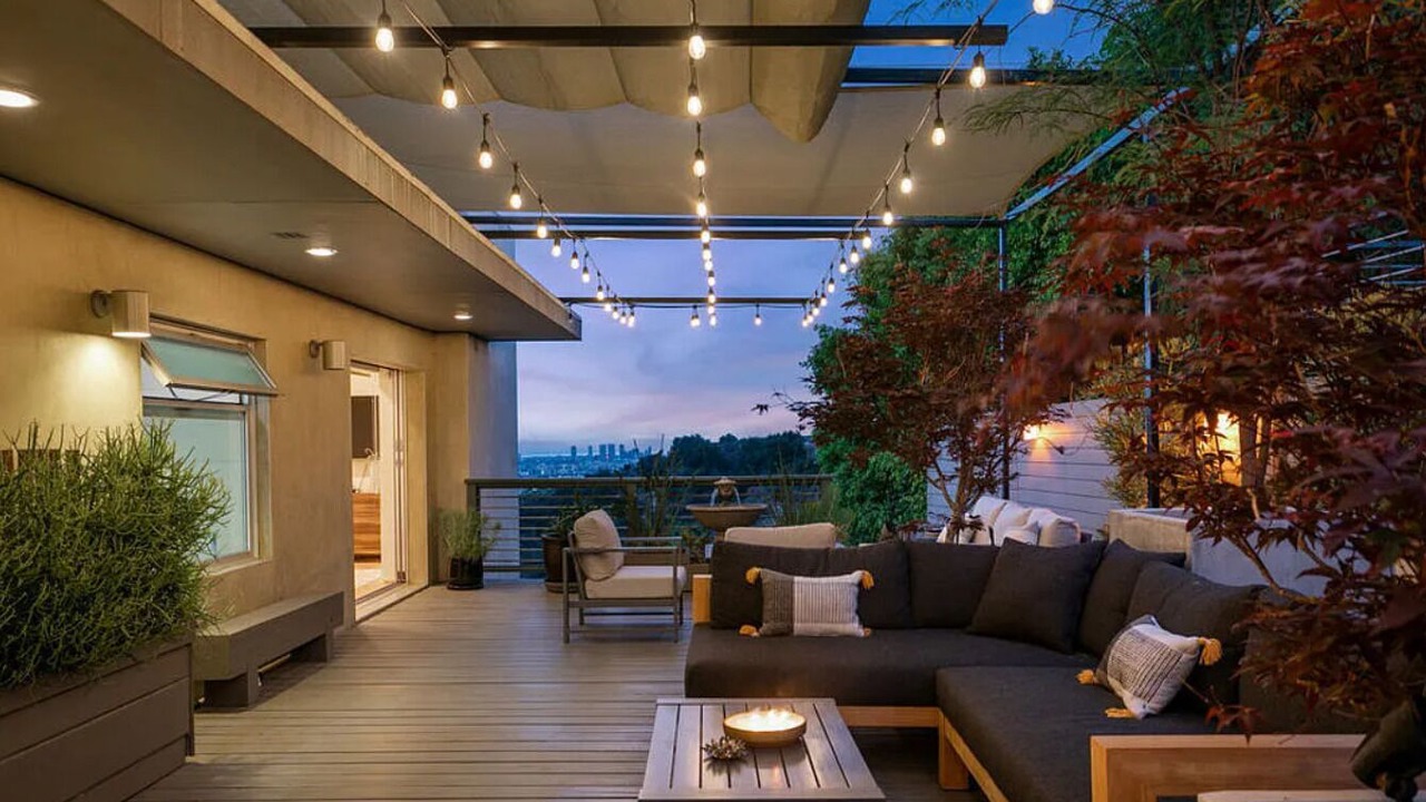 Photo of Patio Balcony in Hollywoodland