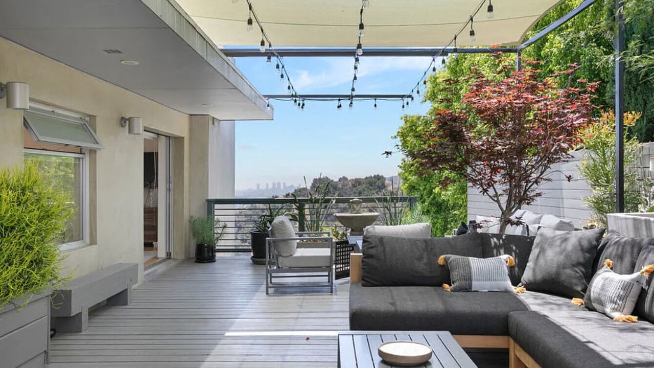 Photo of Patio Balcony in Hollywoodland