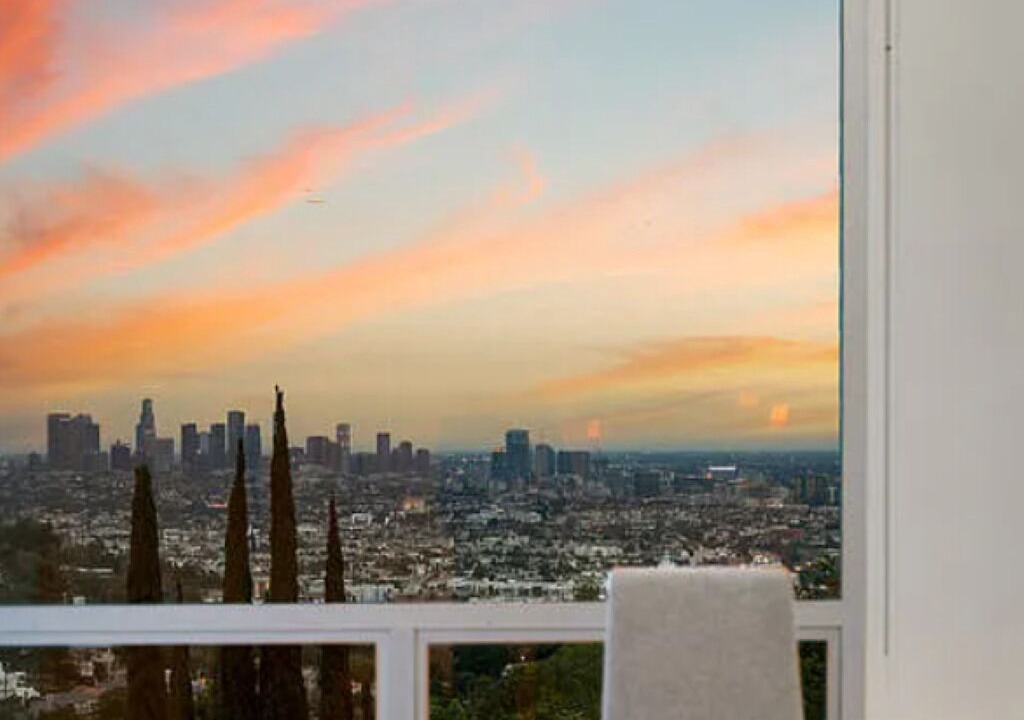 Photo of Others in Hollywoodland