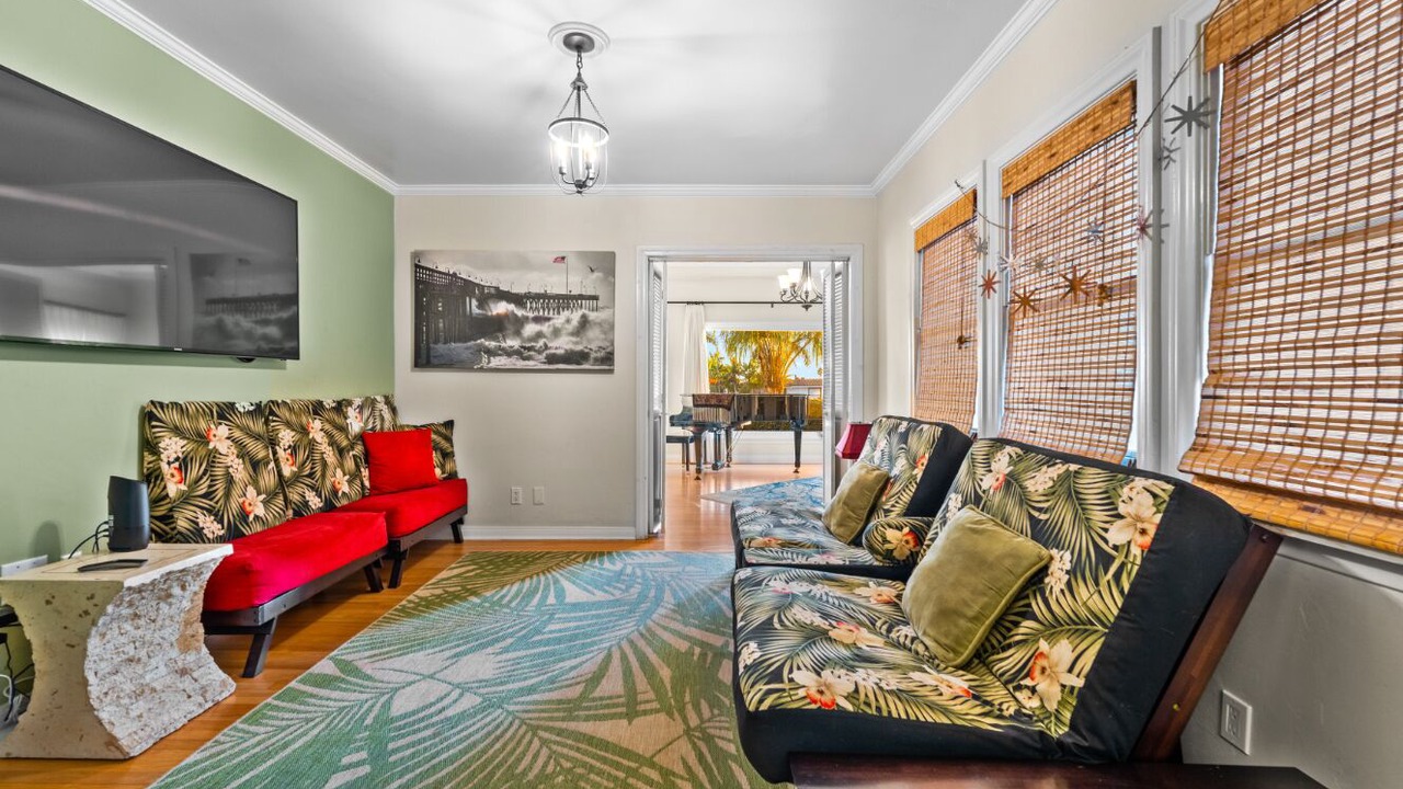 Photo of Livingroom in Ventura