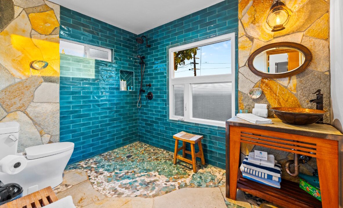 Photo of Bathroom in Ventura