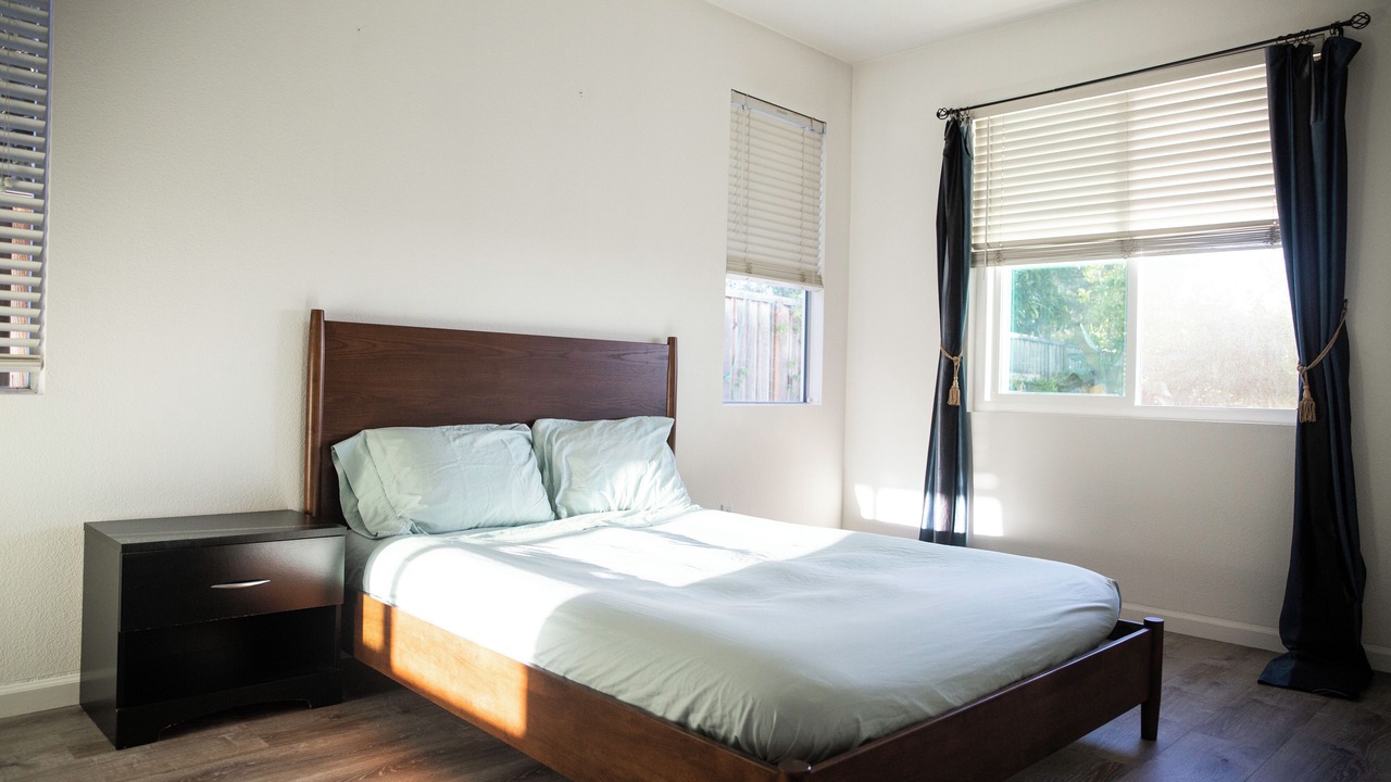 Photo of Bedroom in Castro Valley