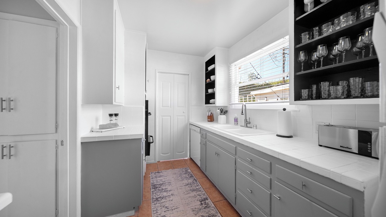 Photo of Kitchen in Rolling Hills Estates