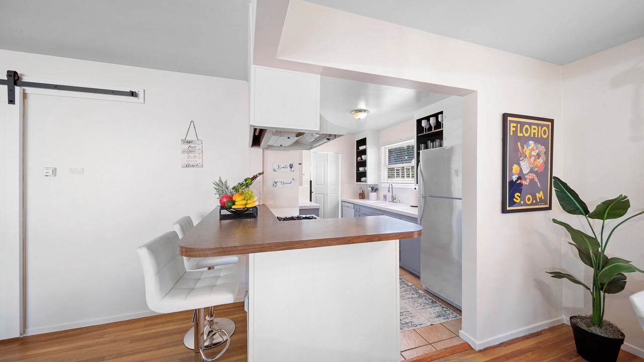 Photo of Kitchen in Rolling Hills Estates