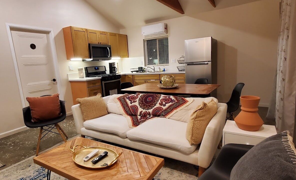 Photo of Livingroom in View Park-Windsor Hills