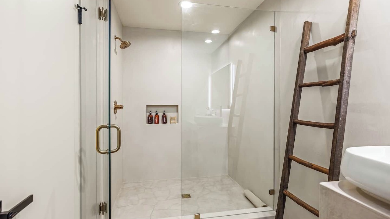 Photo of Bathroom in Wonder Valley