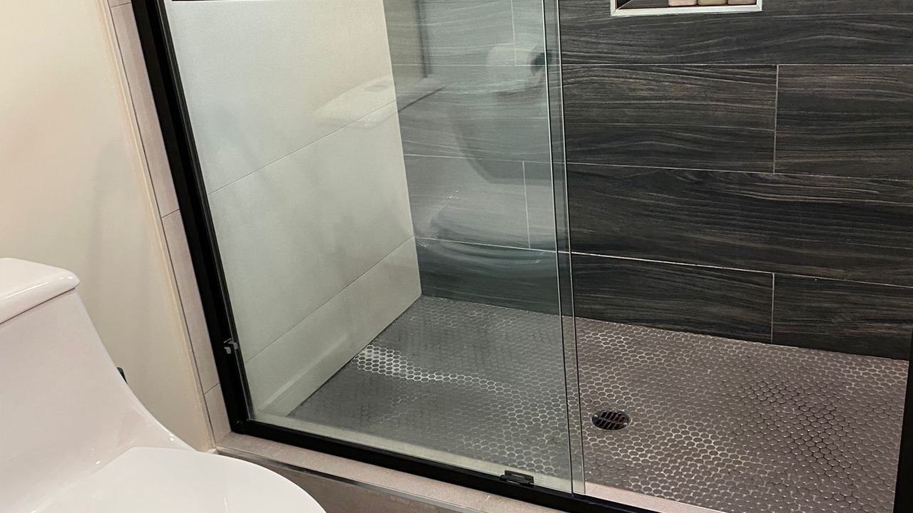 Photo of Bathroom in Wilshire