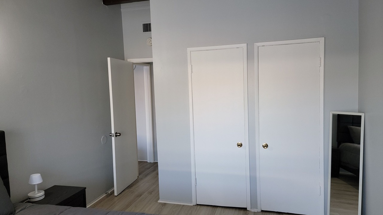 Photo of Bedroom in Inglewood