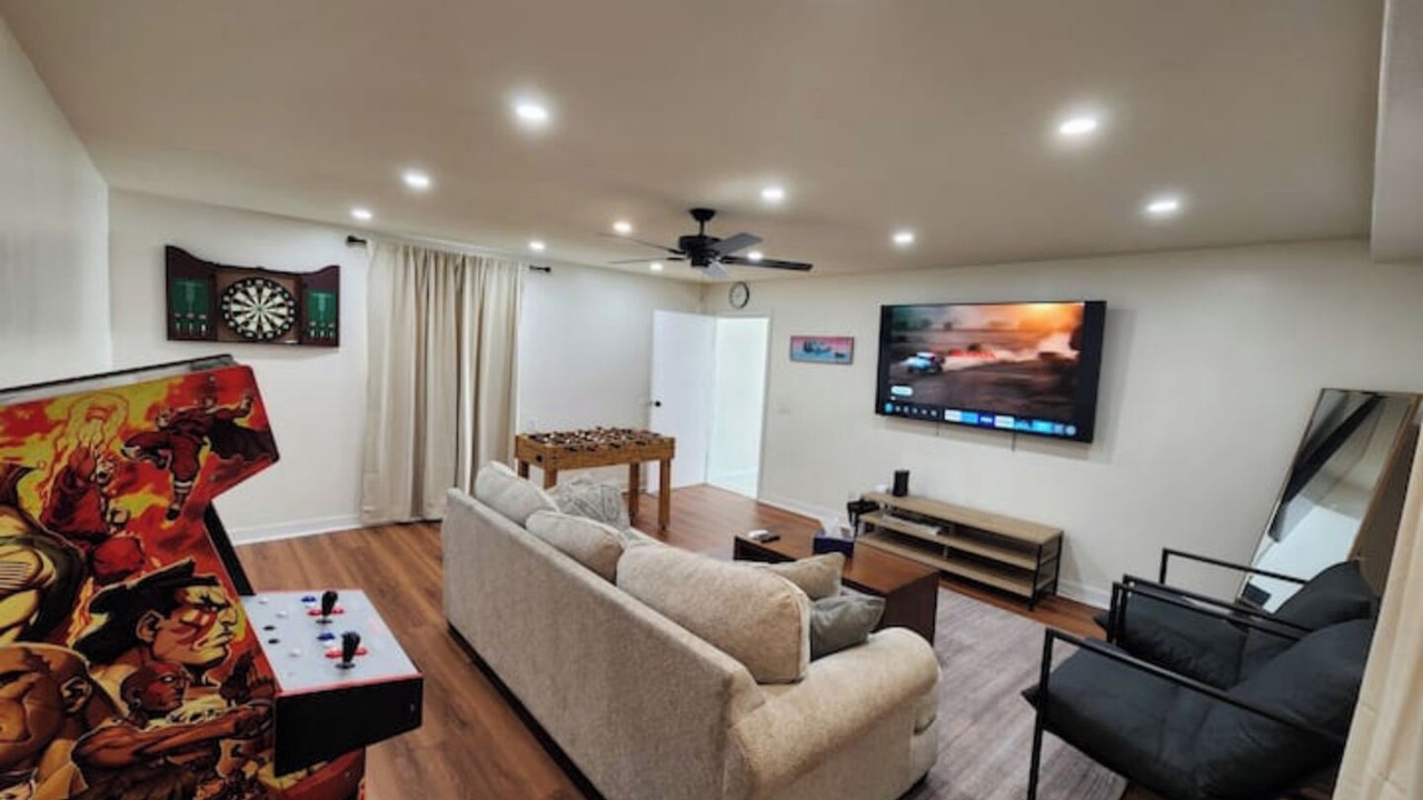 Photo of Livingroom in Norwalk