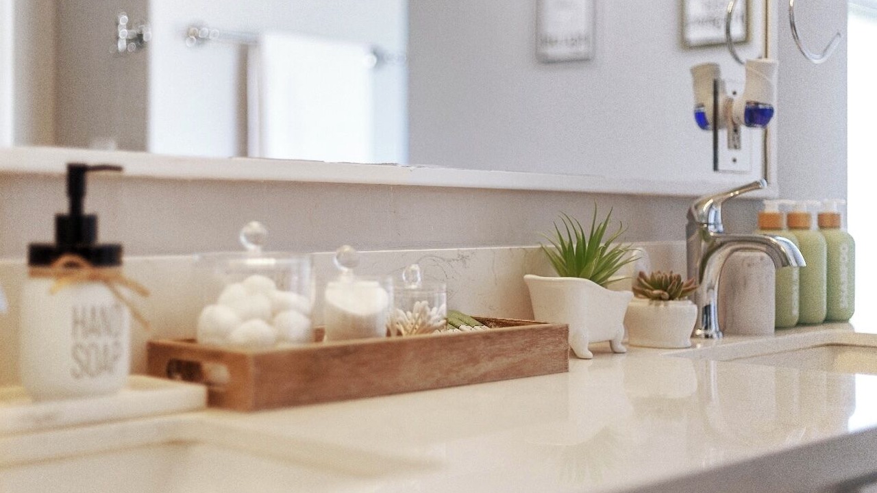 Photo of Bathroom in Midway City