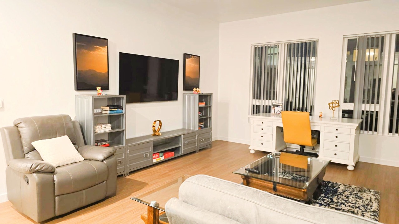Photo of Livingroom in Little Tokyo