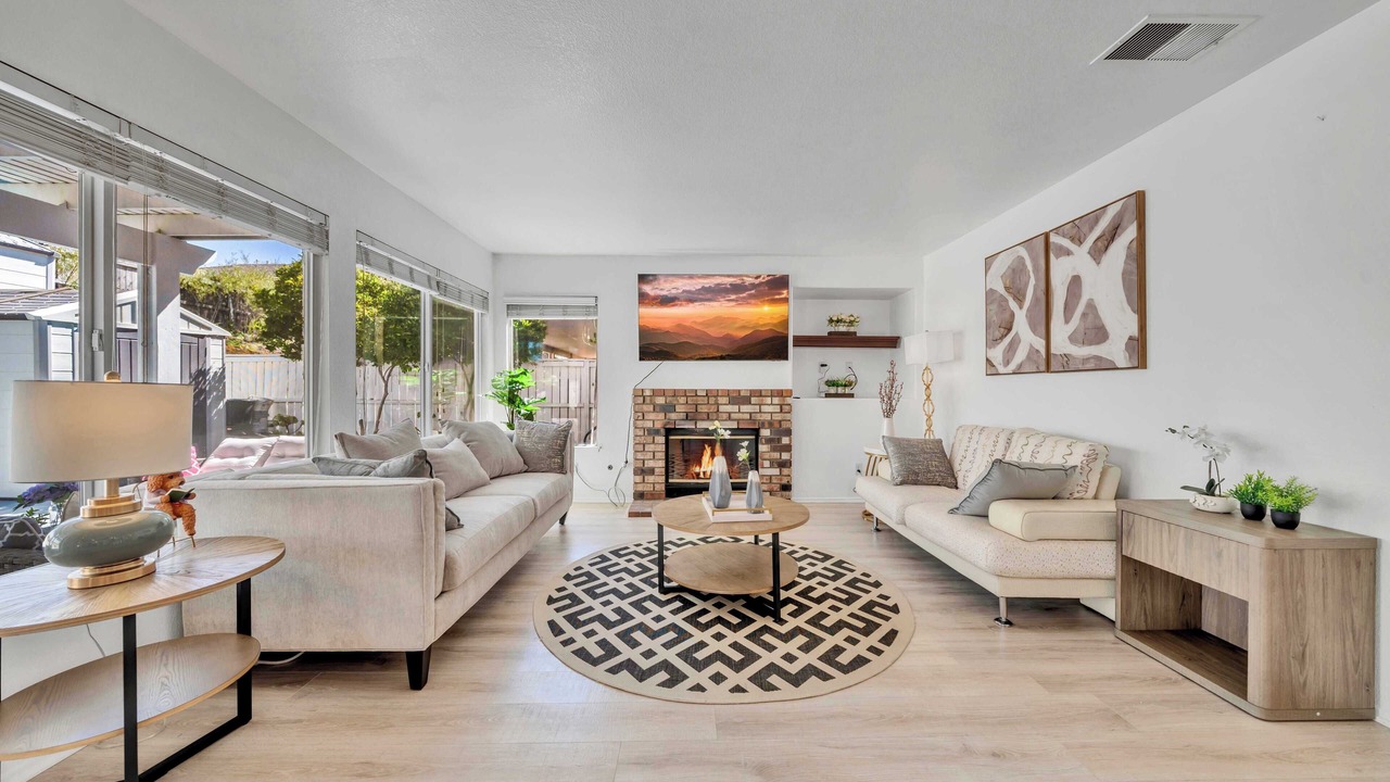 Photo of Livingroom in Temecula