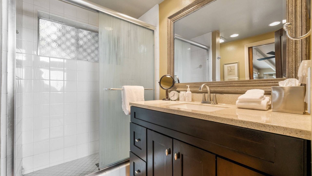 Photo of Bathroom in Magnesia Falls Cove