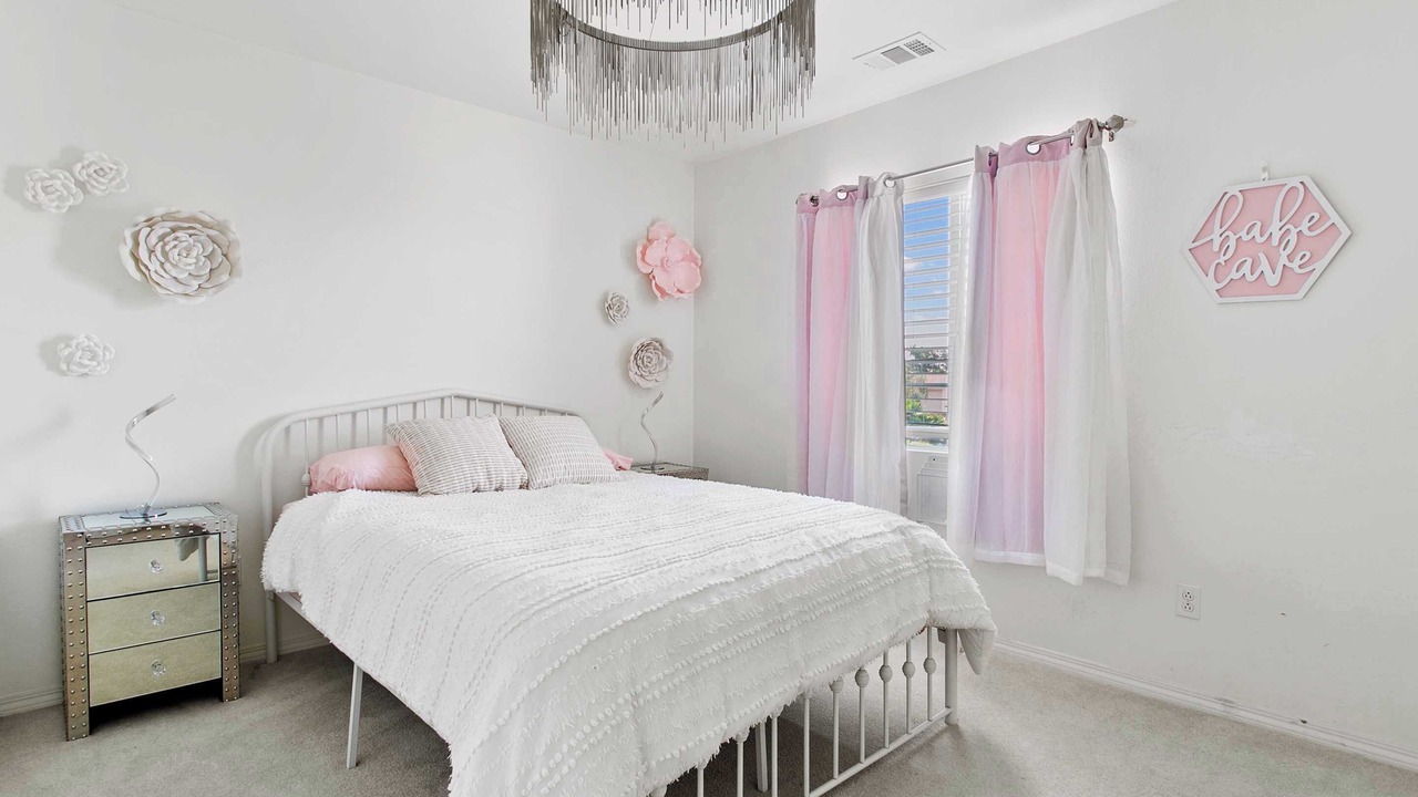 Photo of Bedroom in Fontana