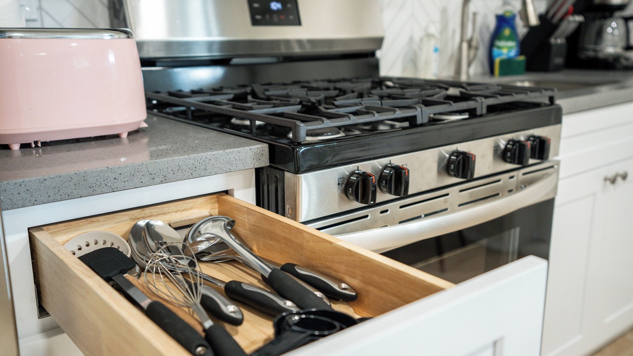 Photo of Kitchen in Harbor Gateway North