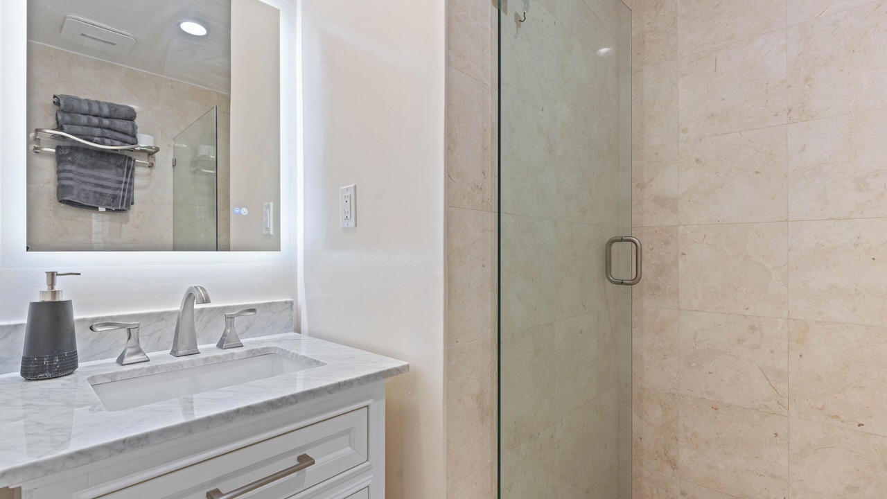 Photo of Bathroom in Harbor Gateway North