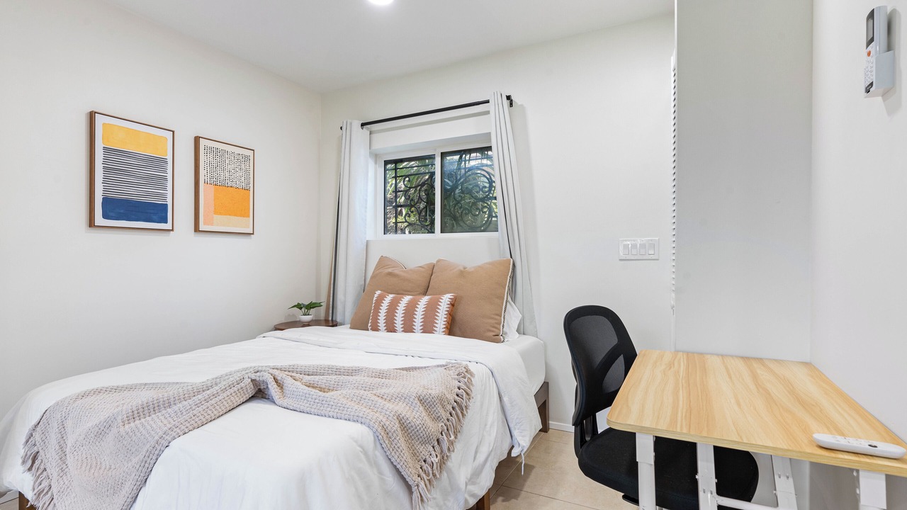 Photo of Bedroom in Harbor Gateway North