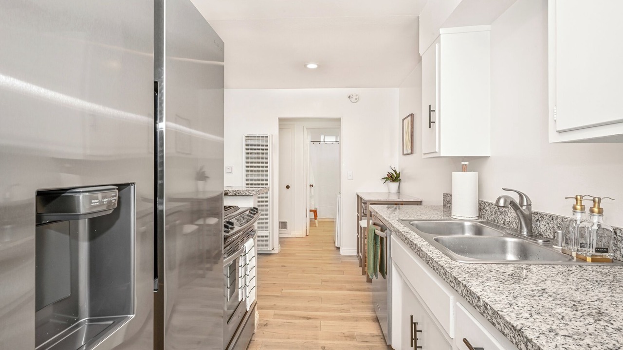 Photo of Kitchen in East Side Costa Mesa