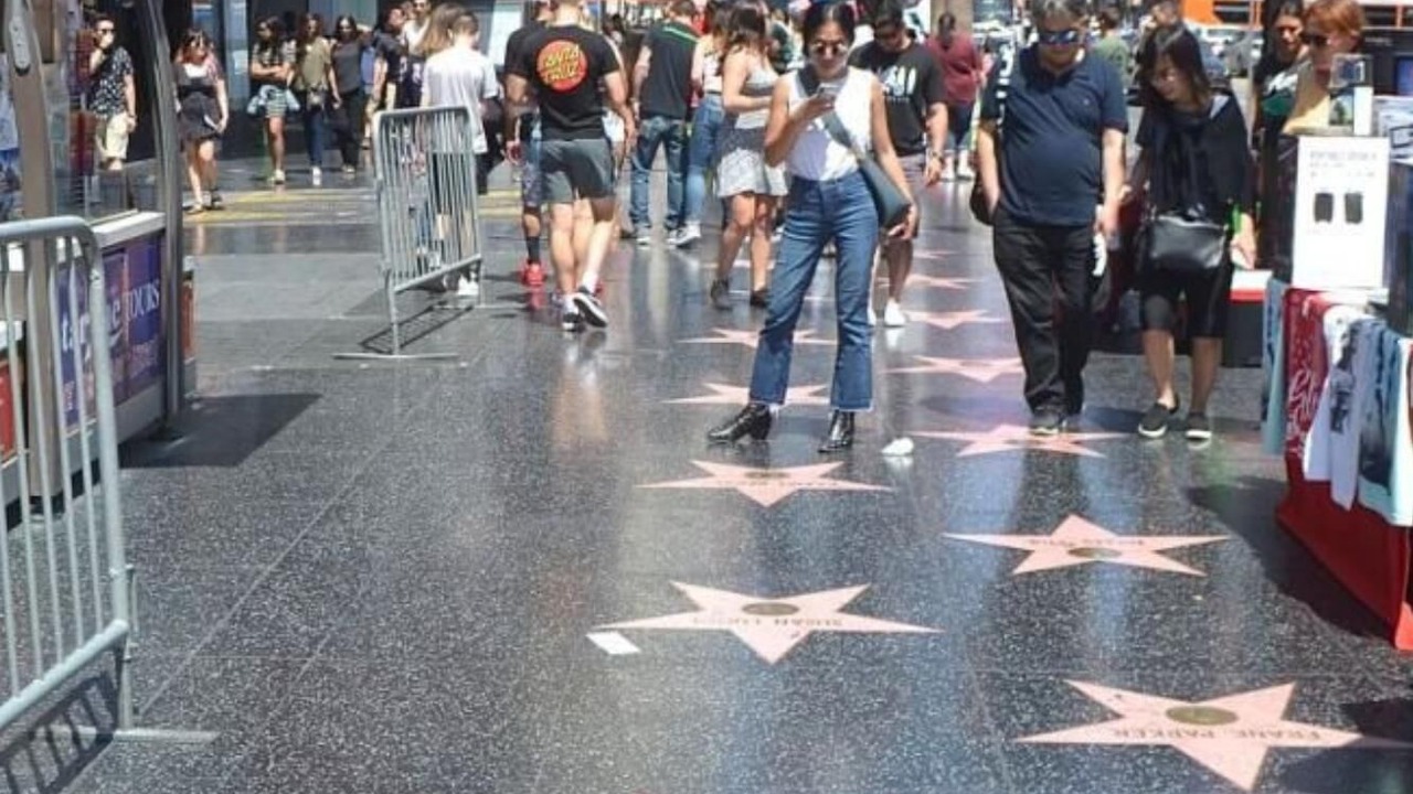 Photo of Others in Miracle Mile