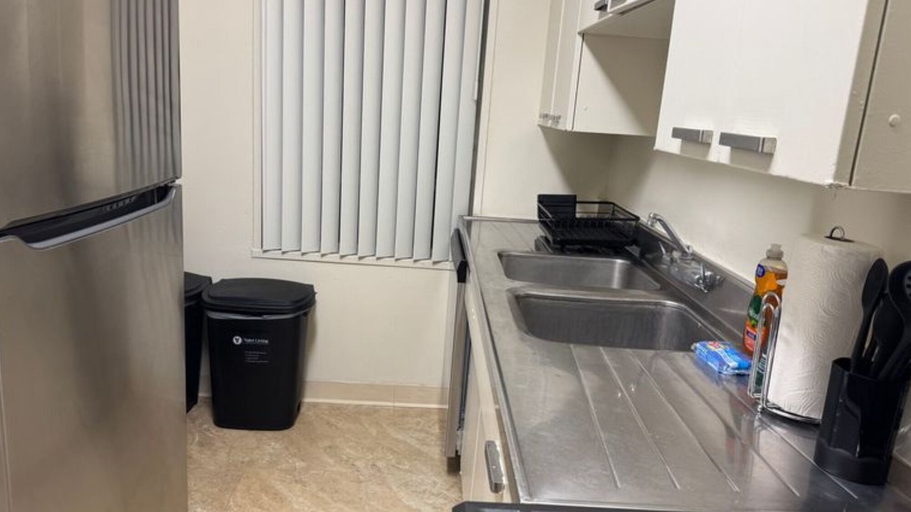 Photo of Kitchen in Miracle Mile