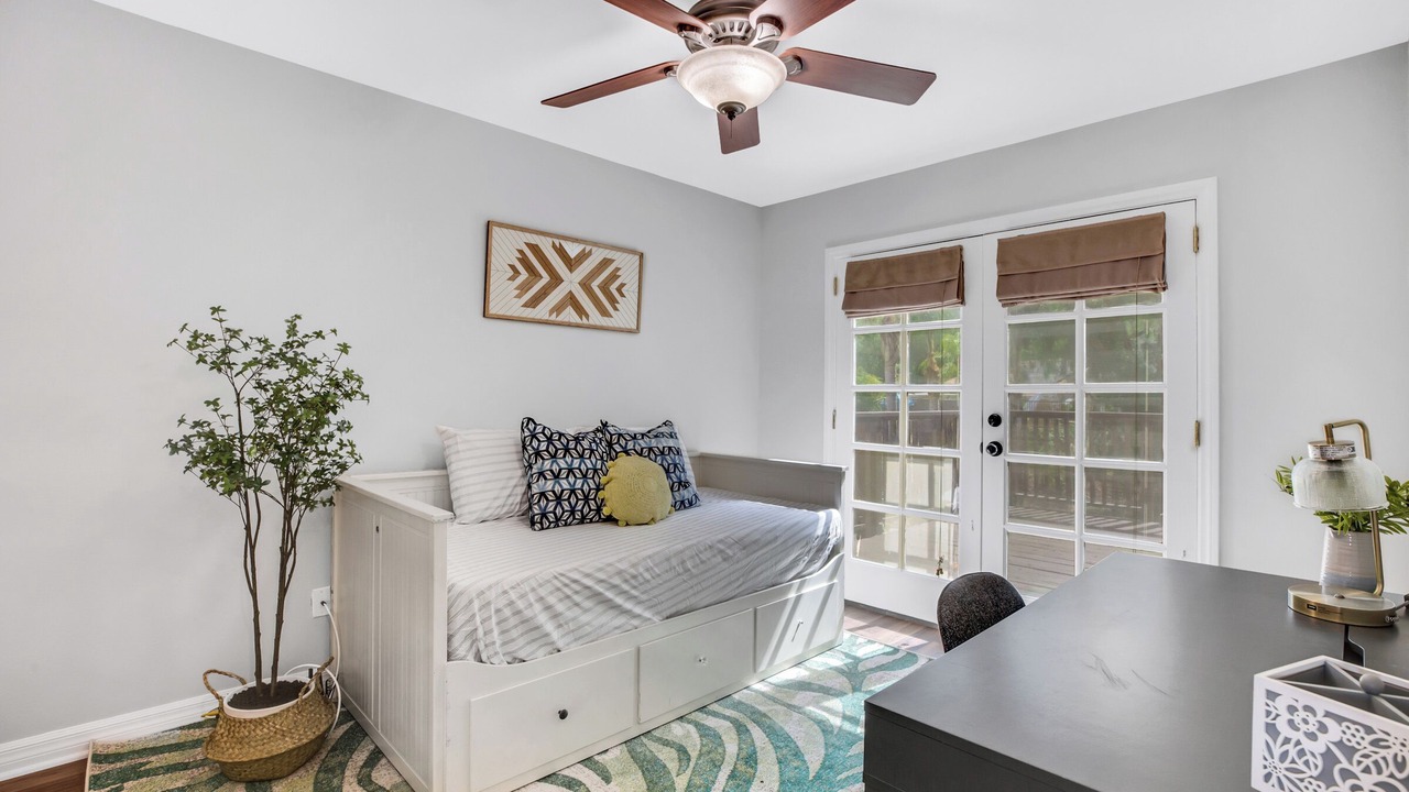 Photo of Bedroom in Castaic