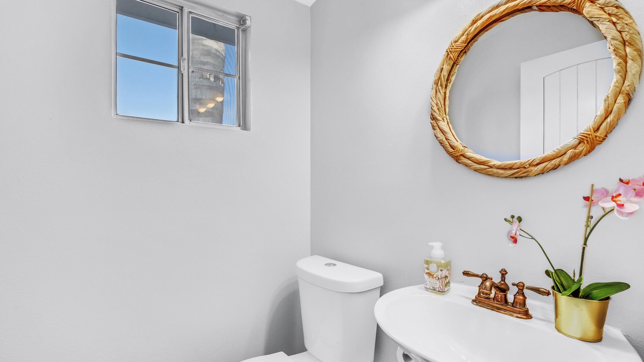 Photo of Bathroom in Castaic
