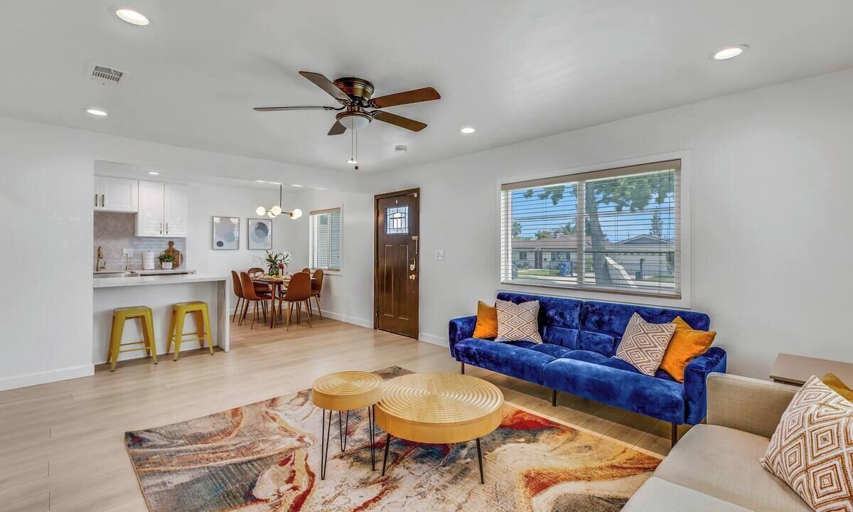 Photo of Livingroom in Ontario