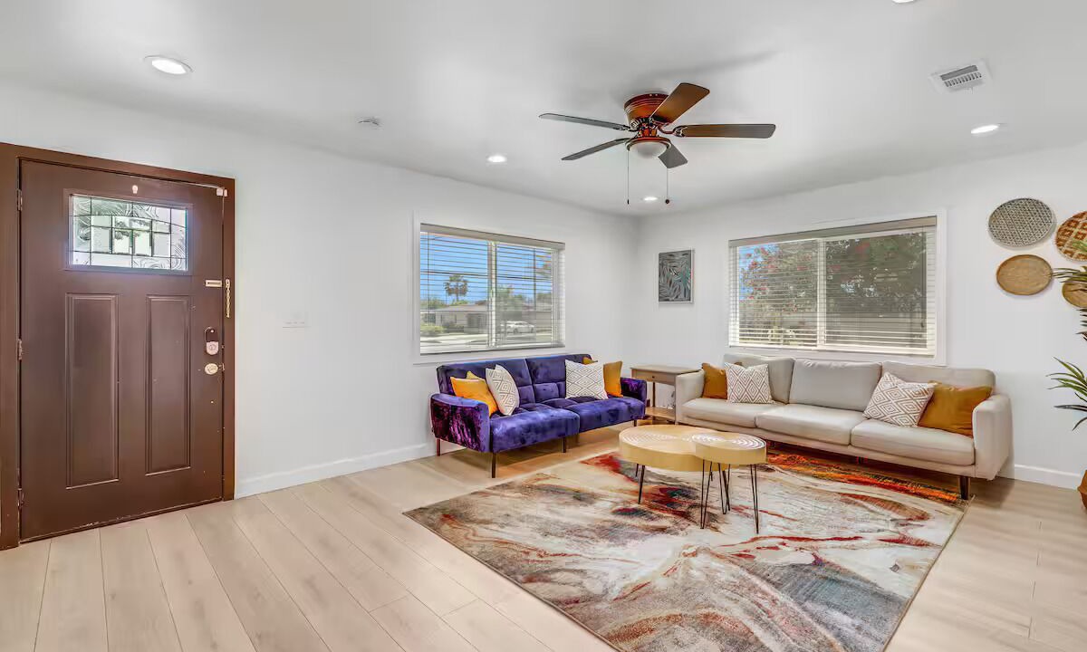 Photo of Livingroom in Ontario