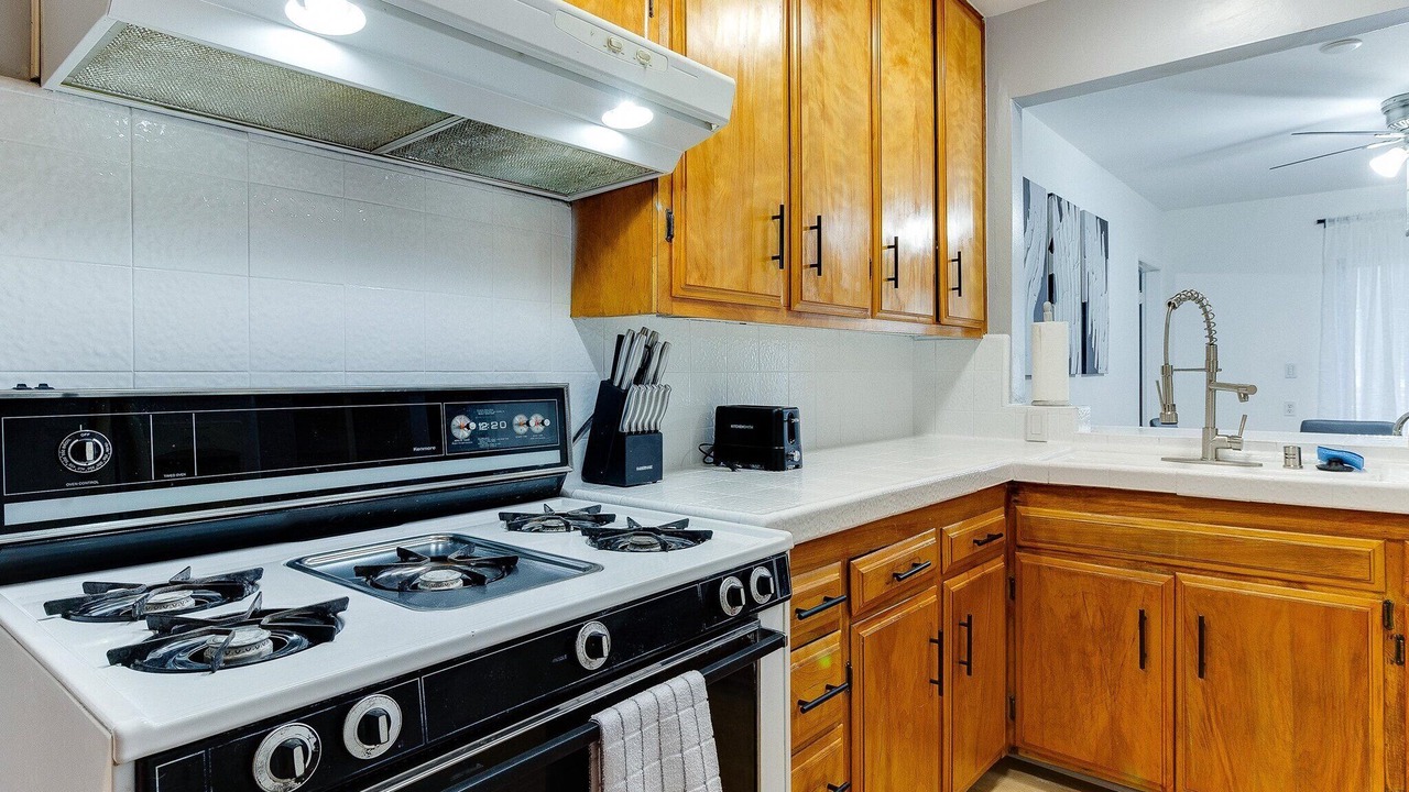 Photo of Kitchen in Sylmar
