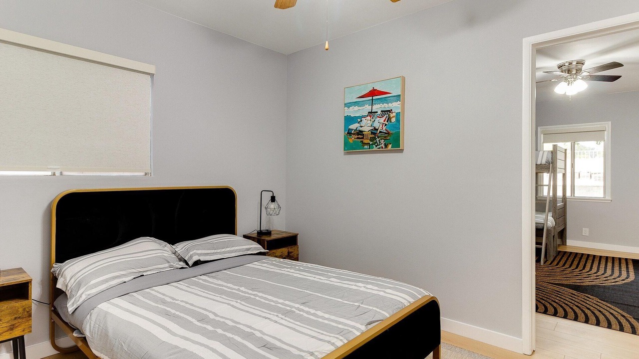 Photo of Bedroom in Sylmar