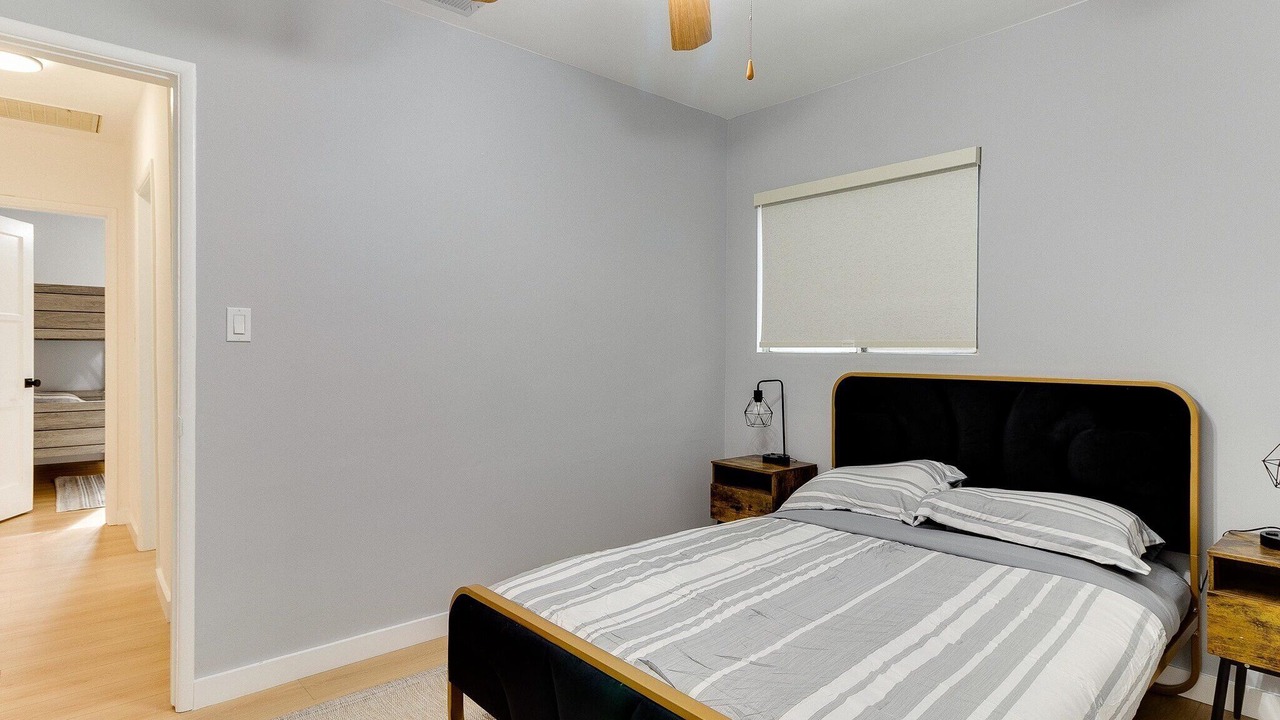 Photo of Bedroom in Sylmar