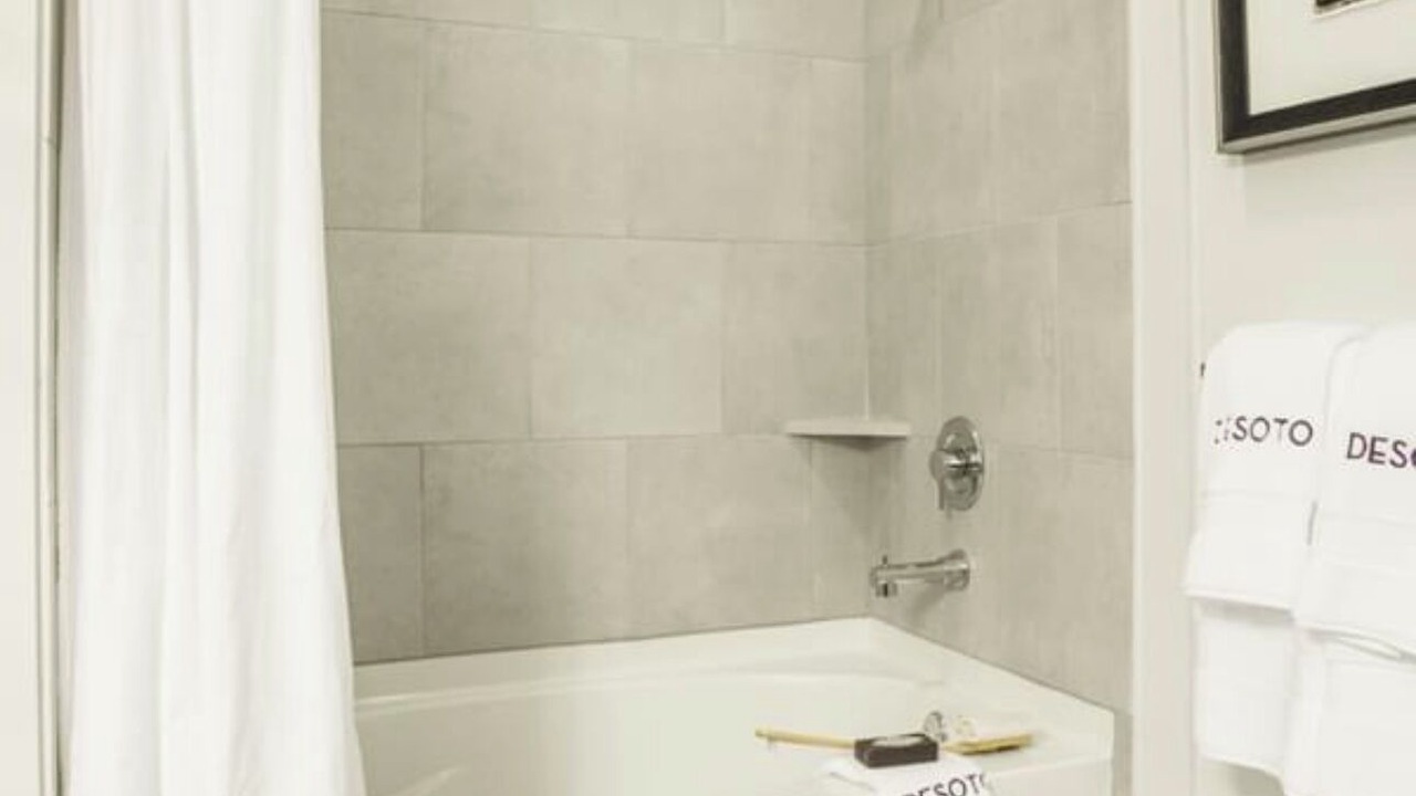 Photo of Bathroom in Warner Center