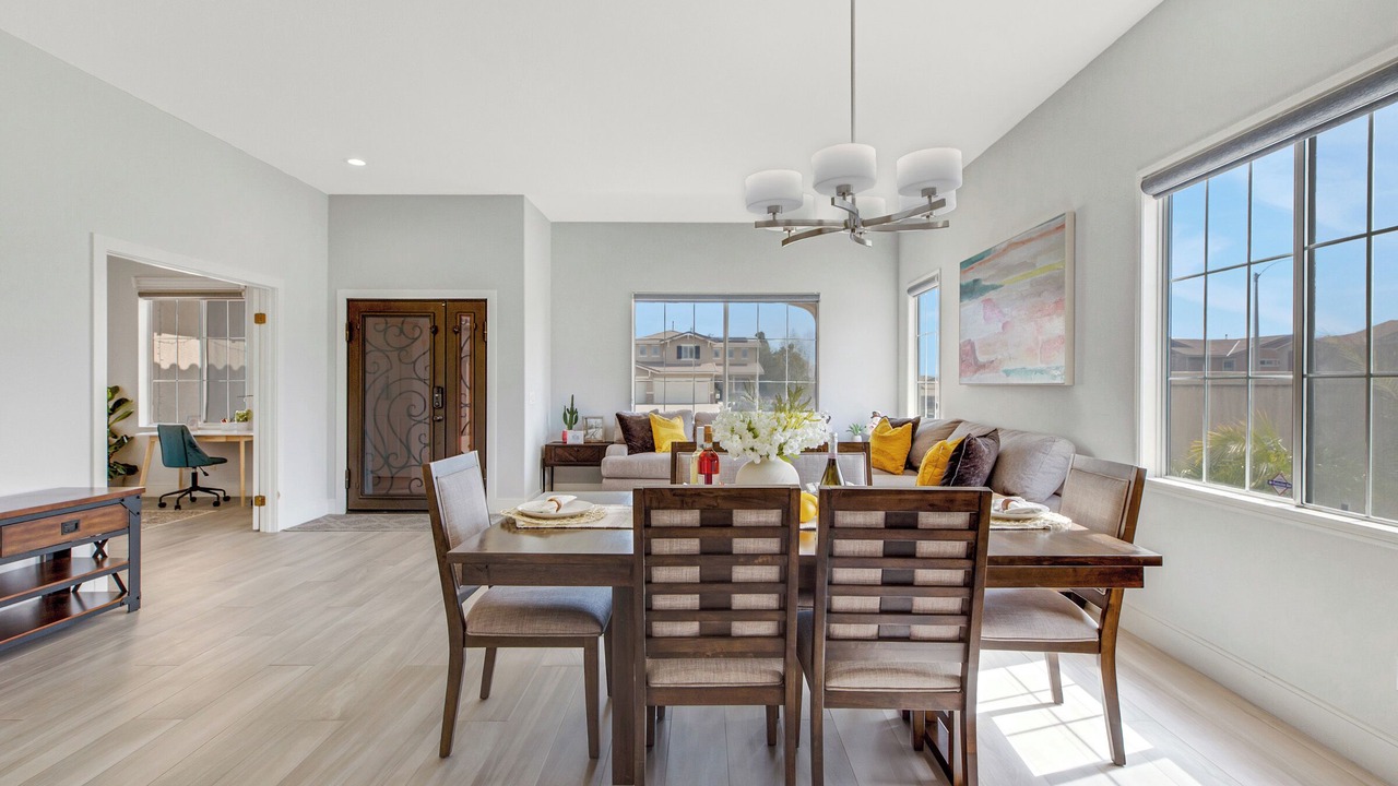 Photo of Livingroom in Rancho Cucamonga
